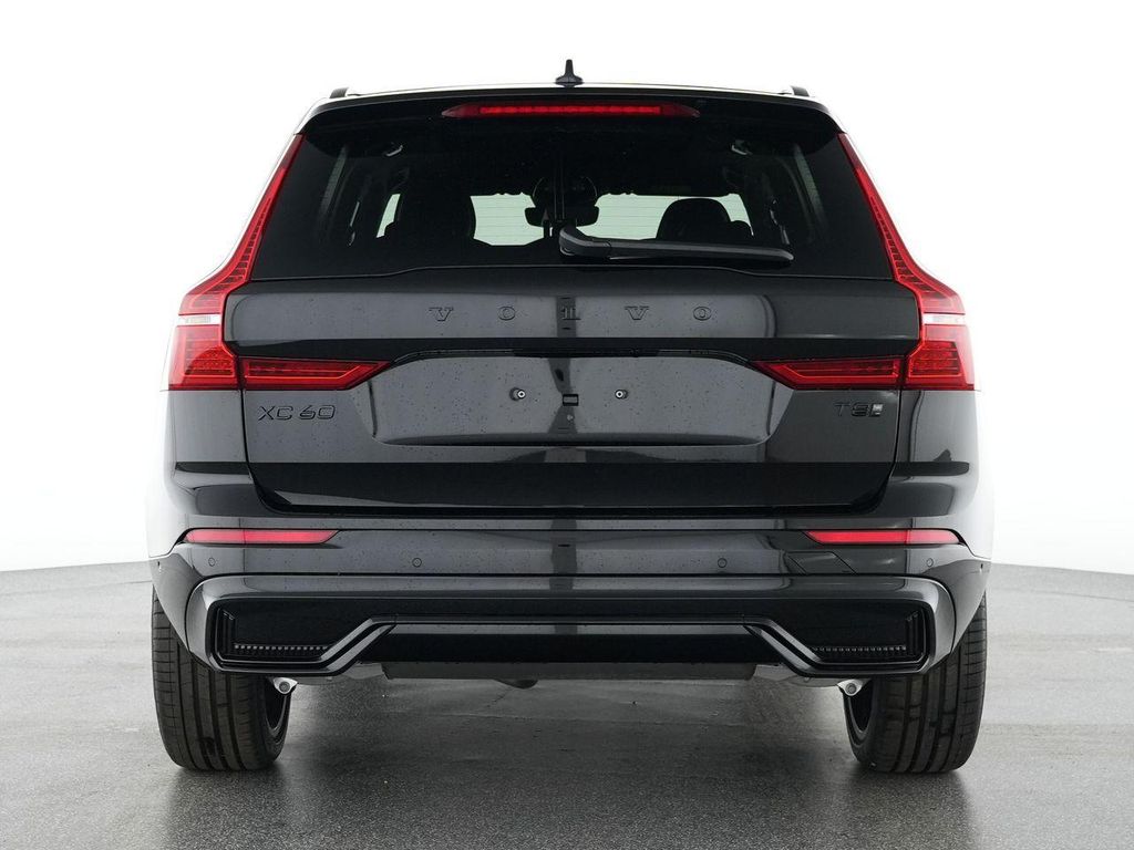 Volvo XC60 2025