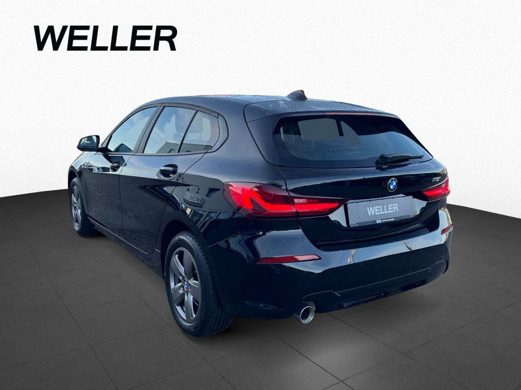 BMW 118 2022
