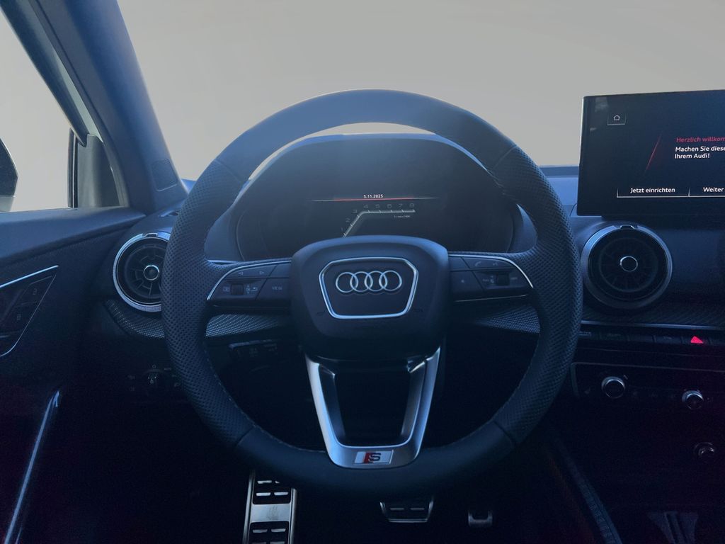 Audi SQ2 2025