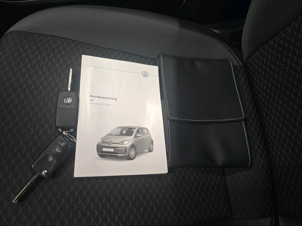 Volkswagen up! 2023