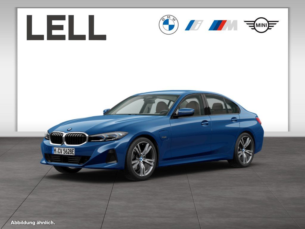 BMW 330 2022