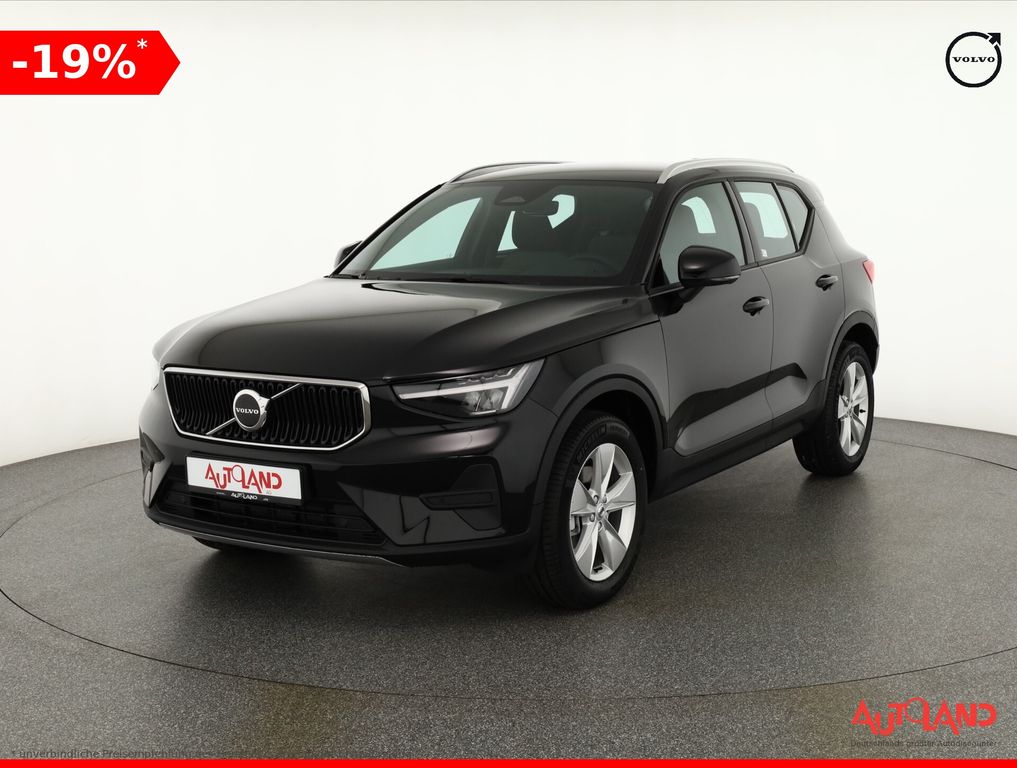 Volvo XC40 2025