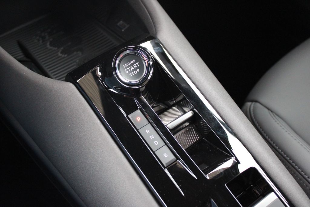 Alfa Romeo Junior 2025