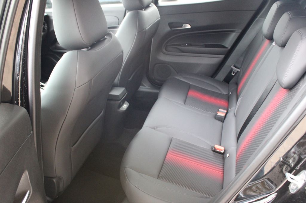 Alfa Romeo Junior 2025