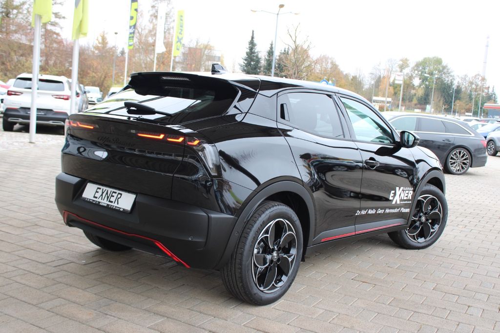 Alfa Romeo Junior 2025