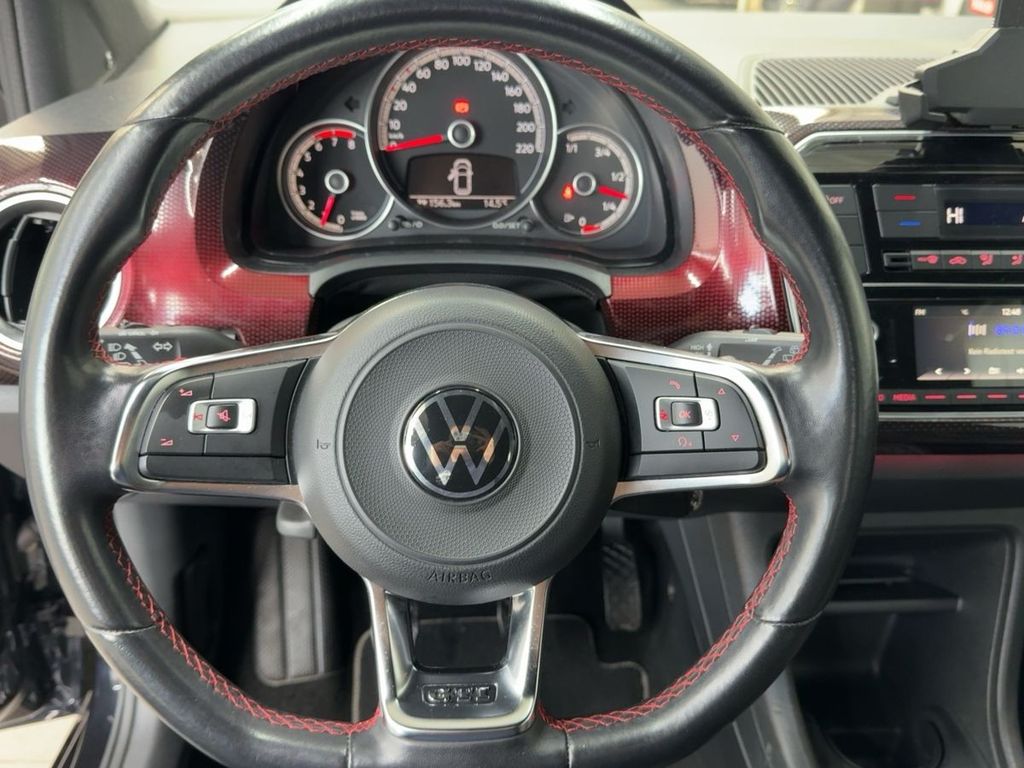 Volkswagen up! 2020