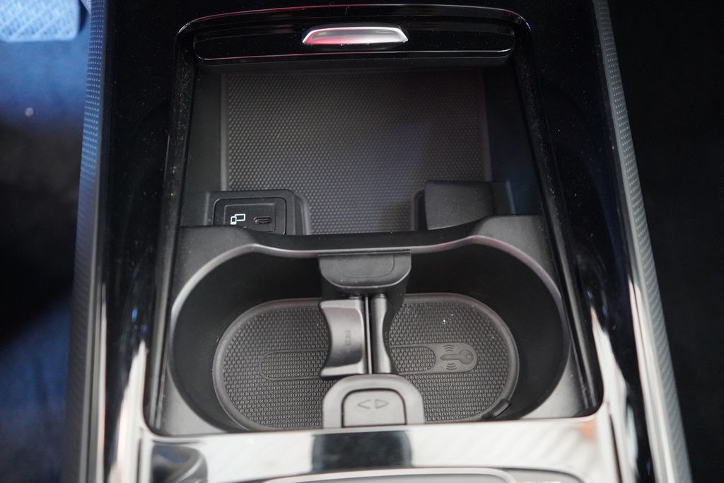 Mercedes-Benz GLA 180 2023