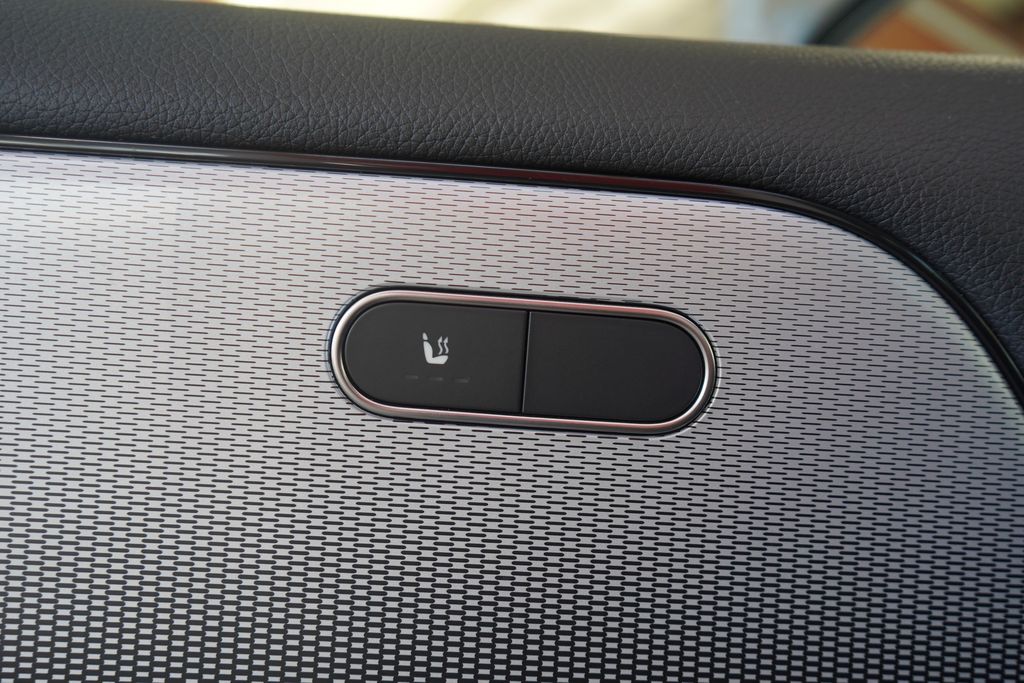 Mercedes-Benz GLA 180 2023