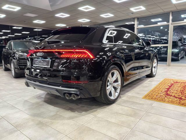 Audi Q8 2022