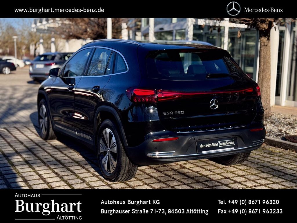 Mercedes-Benz EQA 2024