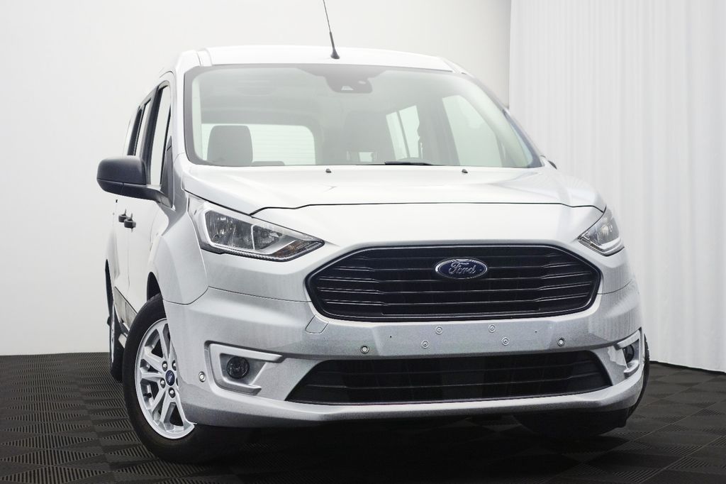 Ford Grand Tourneo 2019