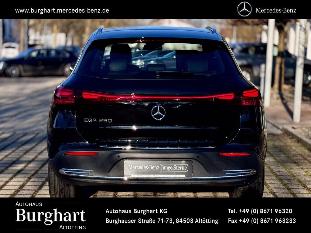 Mercedes-Benz EQA 2024