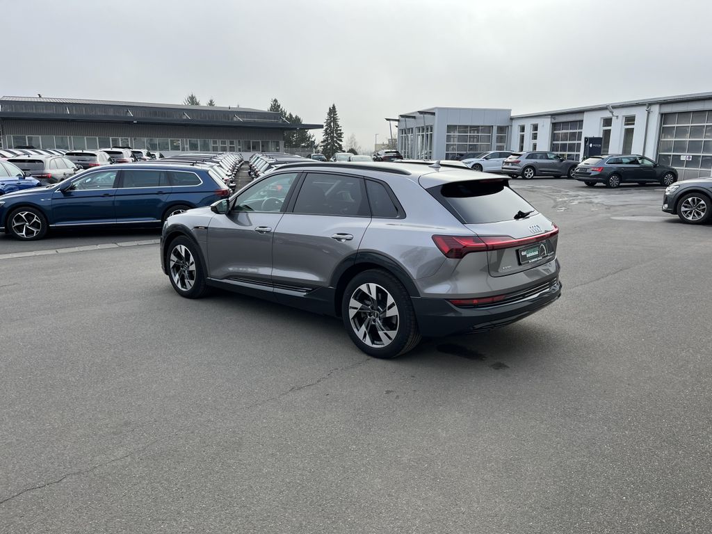 Audi e-tron 2022
