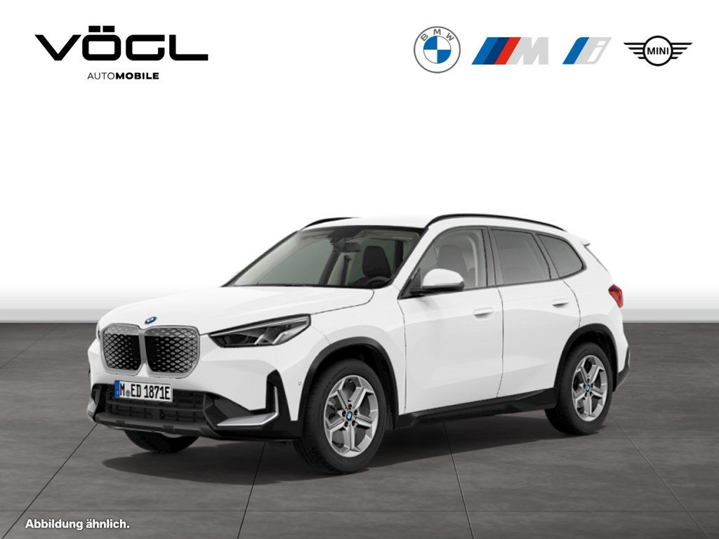 BMW iX1