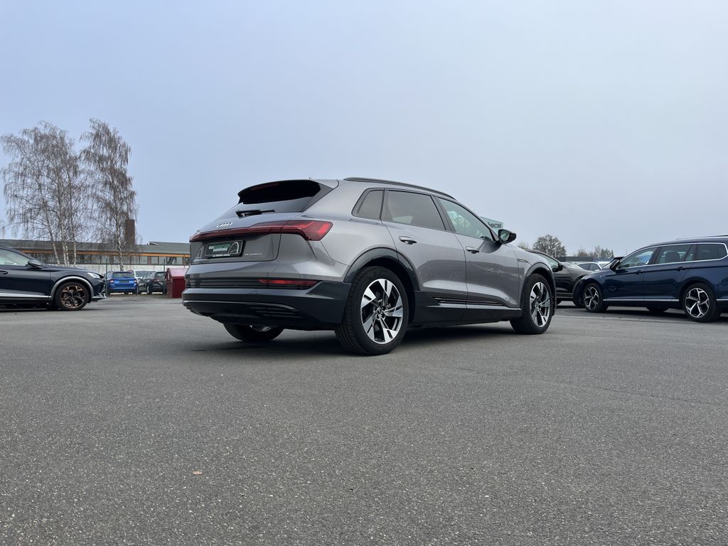 Audi e-tron 2022