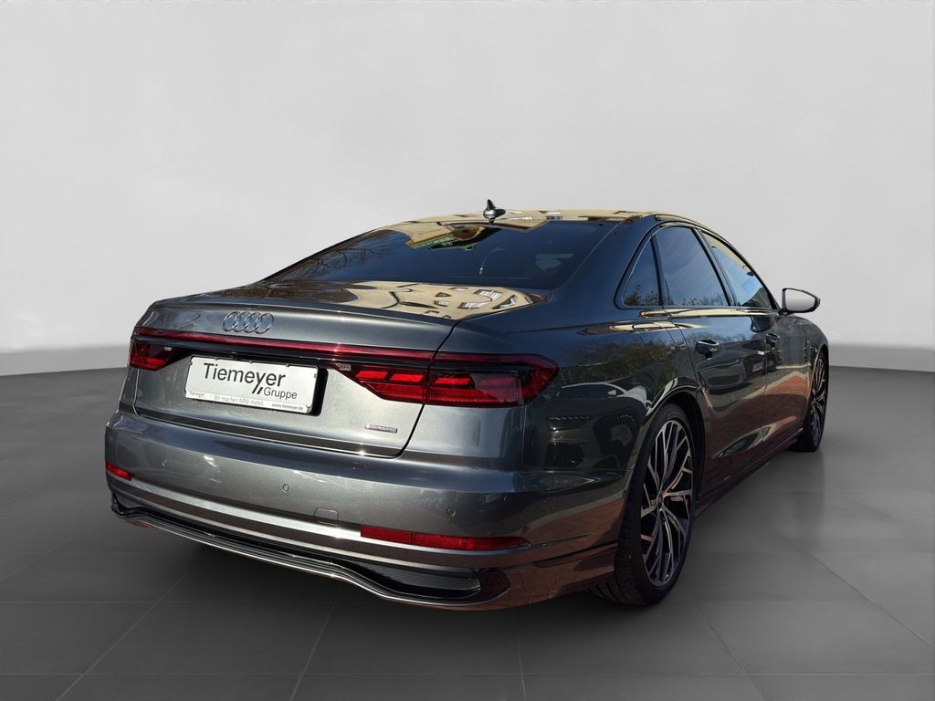 Audi A8 2022
