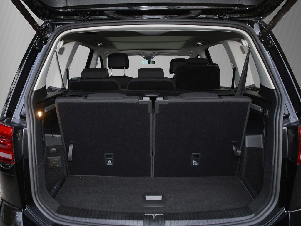 Volkswagen Touran 2025