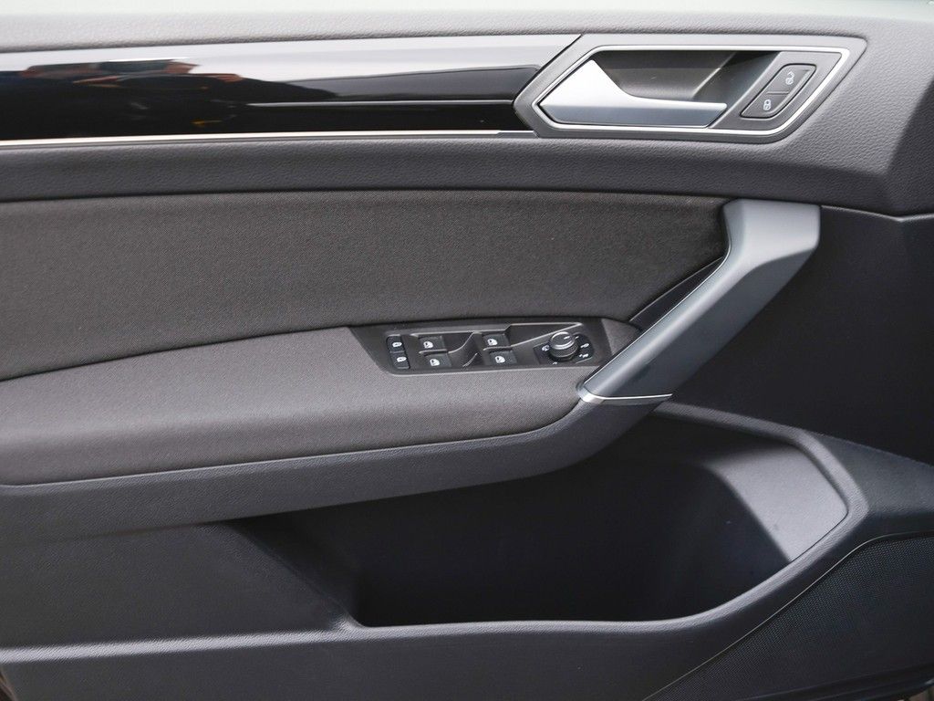 Volkswagen Touran 2025