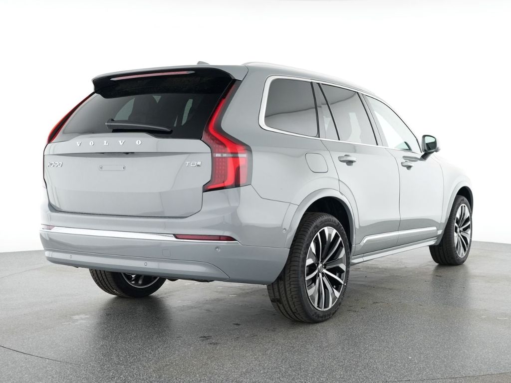 Volvo XC90 2025