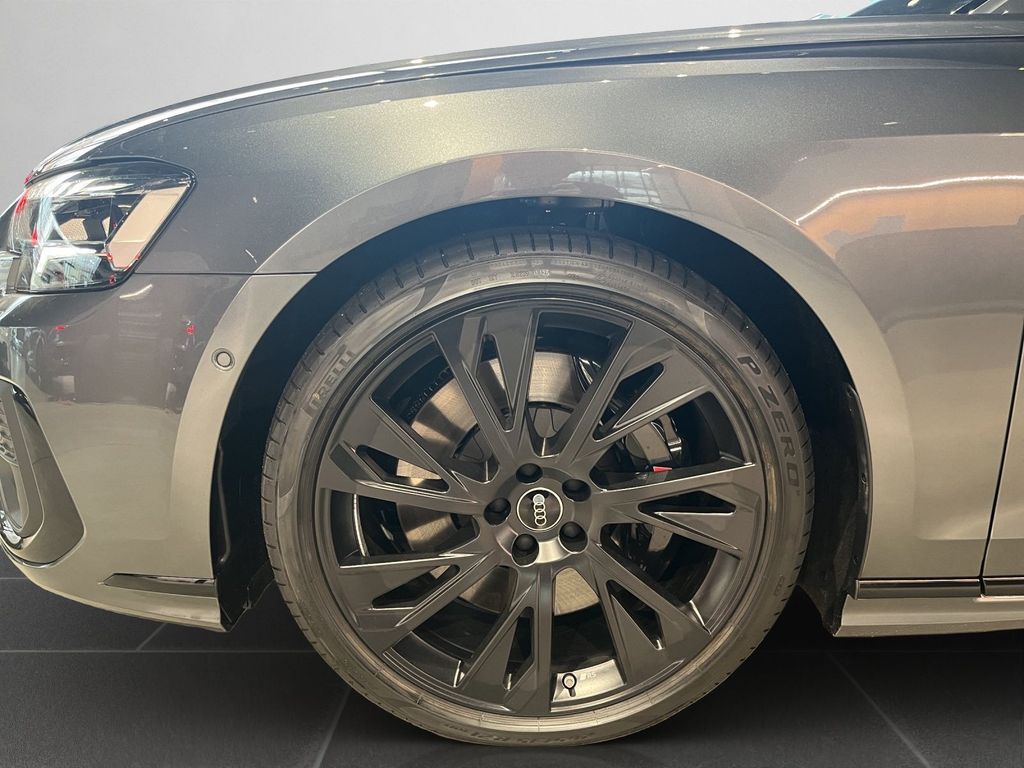 Audi S8 2025