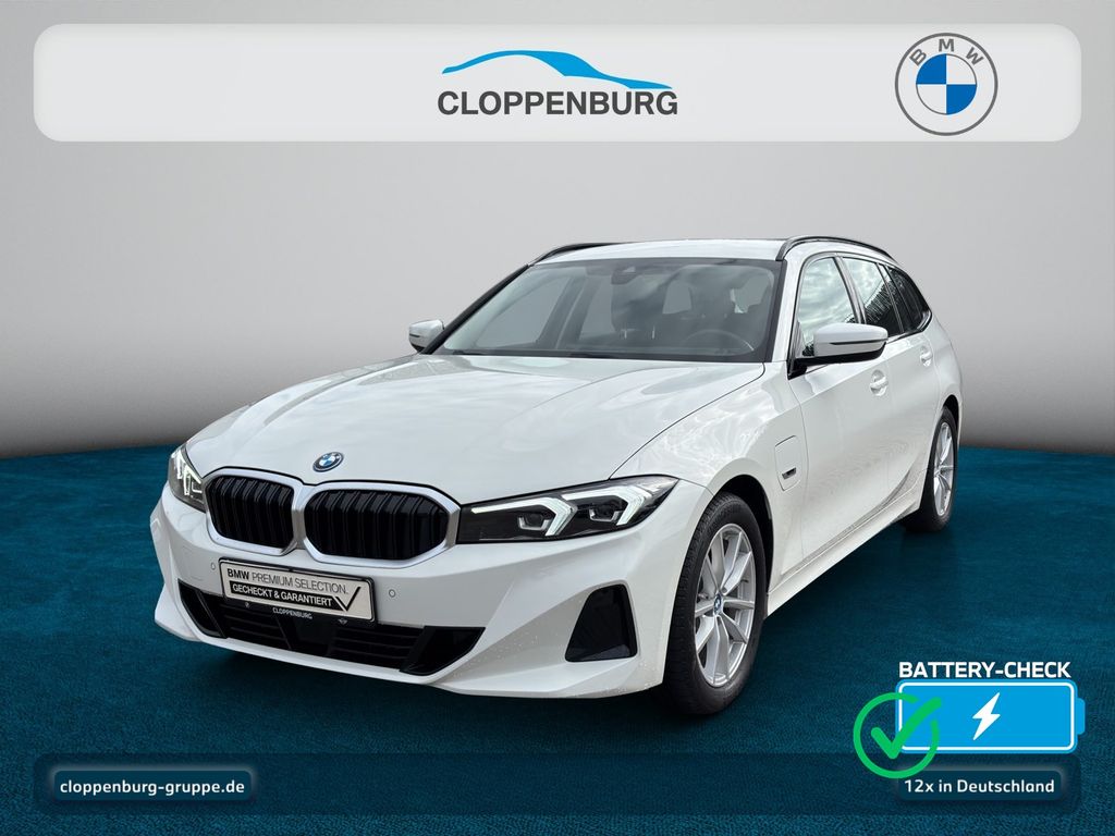 BMW 330 2022