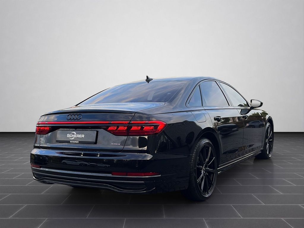 Audi A8 2025