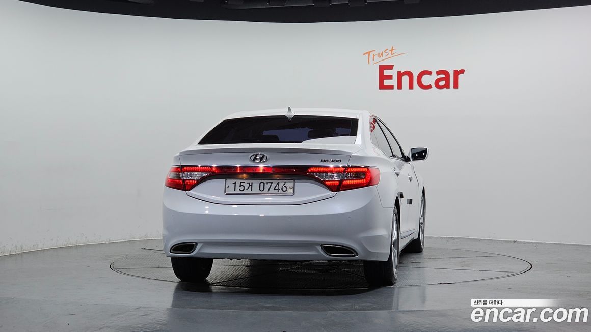 Hyundai Grandeur 2012