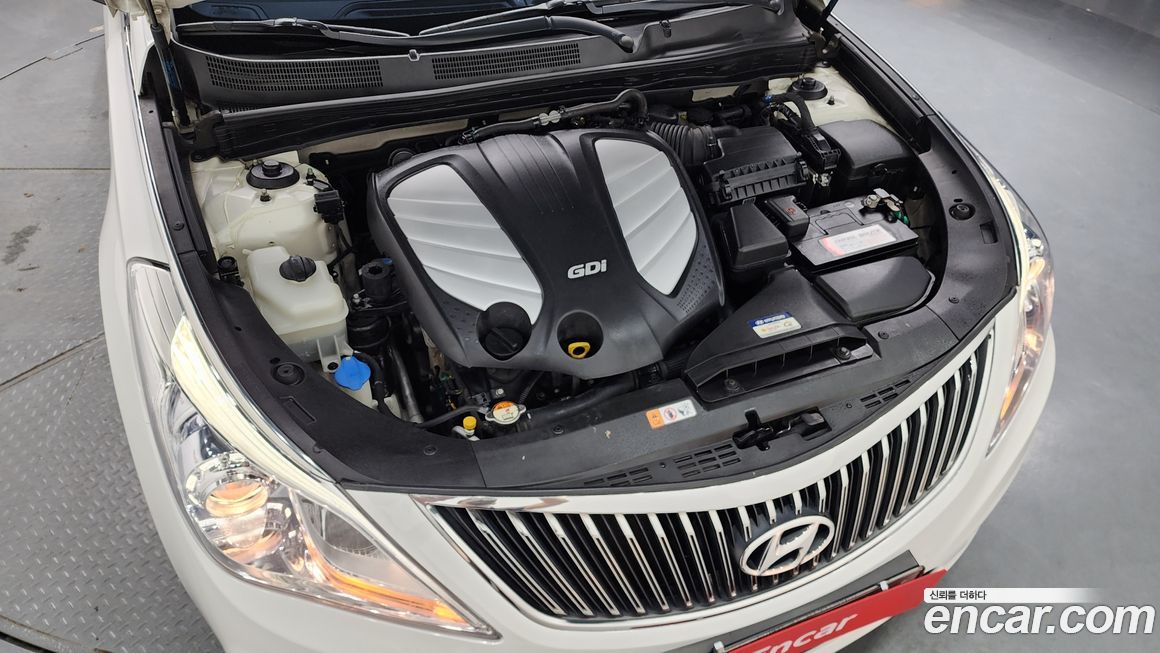 Hyundai Grandeur 2012