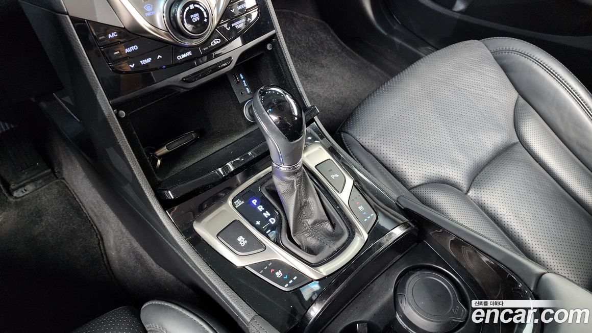 Hyundai Grandeur 2012