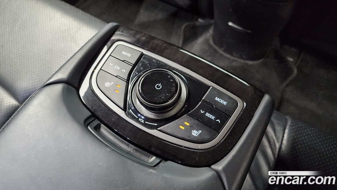 Hyundai Grandeur 2012