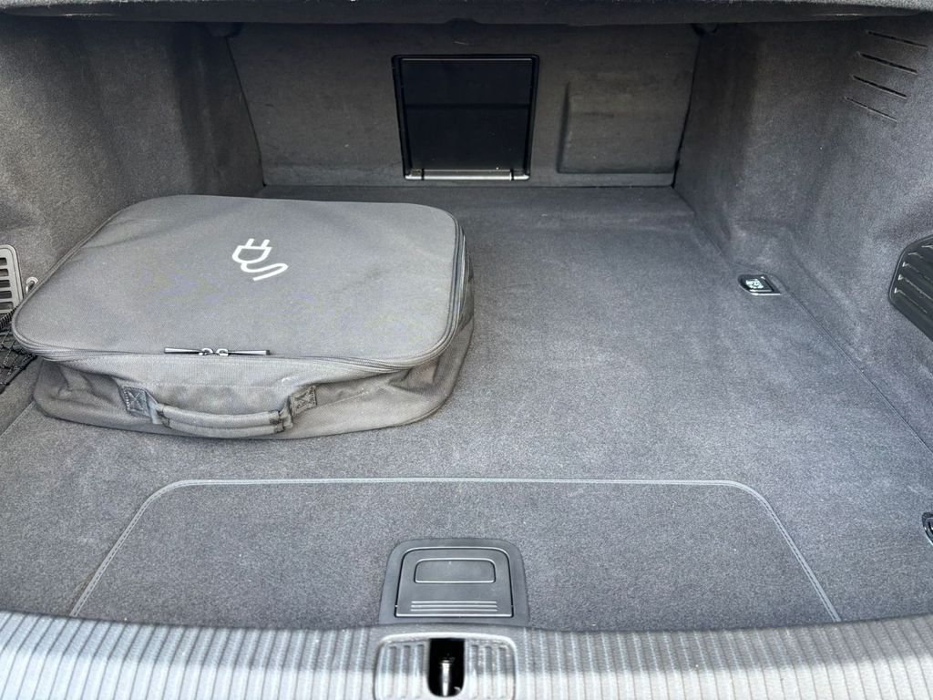 Audi A8 2021