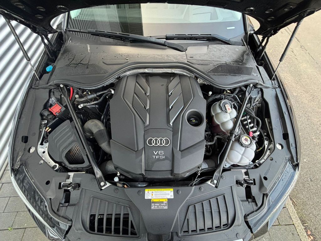Audi A8 2021