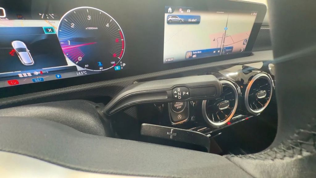 Mercedes-Benz A 180 2024