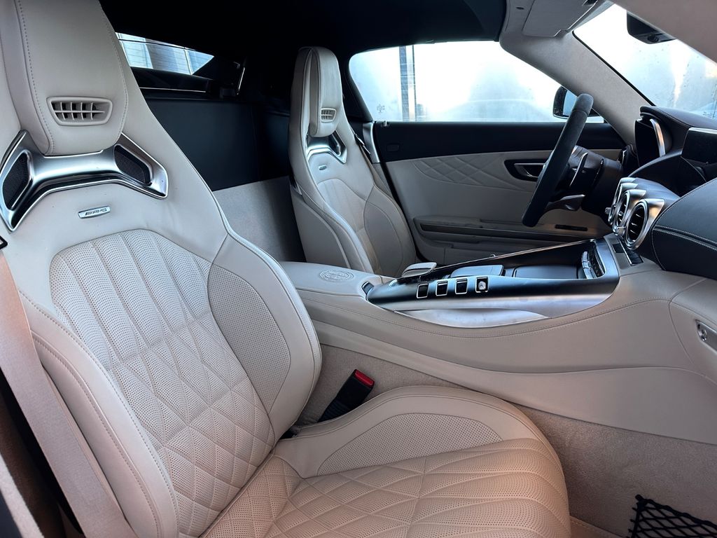 Mercedes-Benz AMG GT 2021