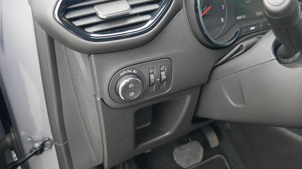 Opel Crossland (X) 2024