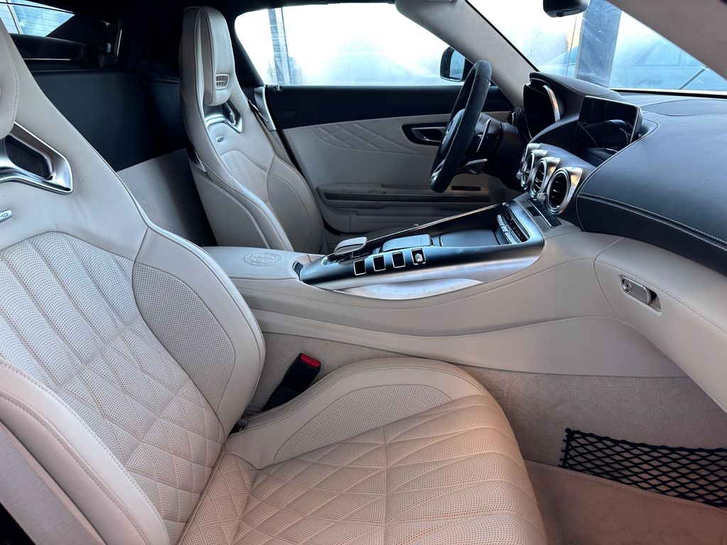 Mercedes-Benz AMG GT 2021