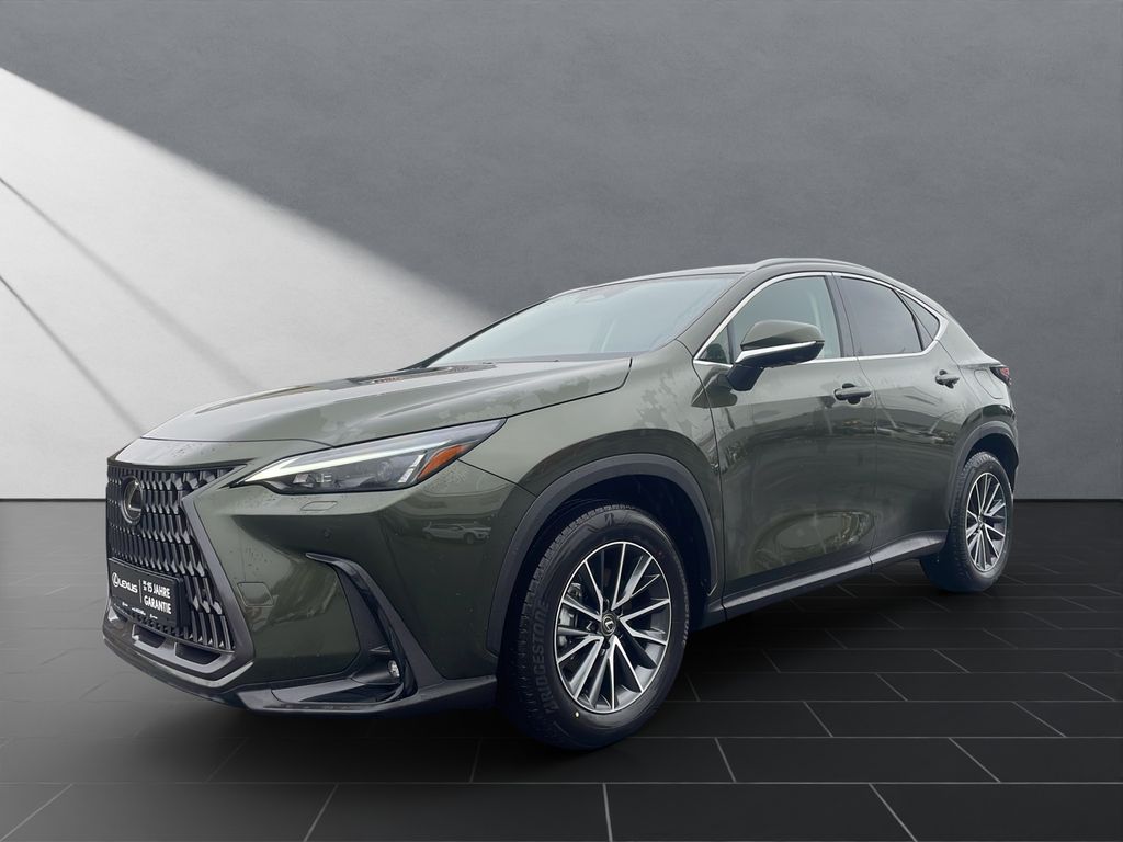 Lexus NX 350h 2025