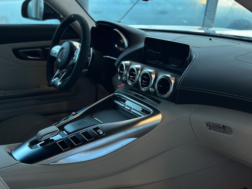 Mercedes-Benz AMG GT 2021