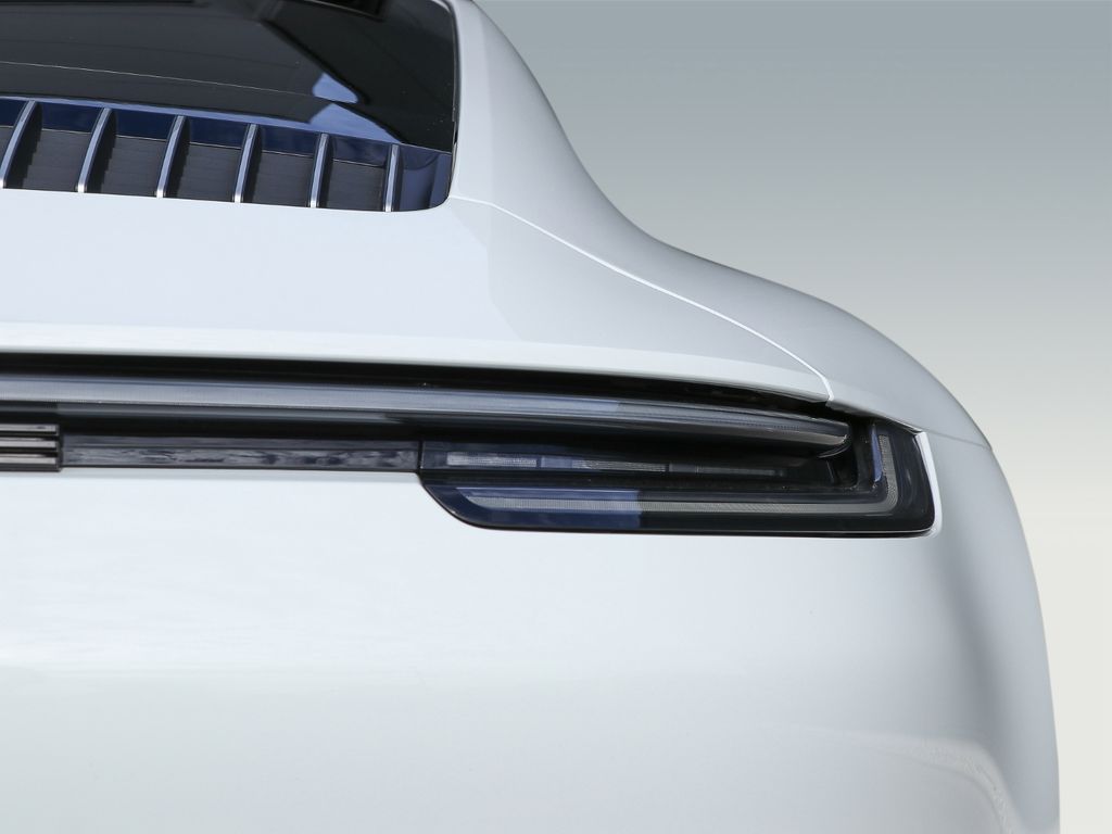 Porsche 992 2024