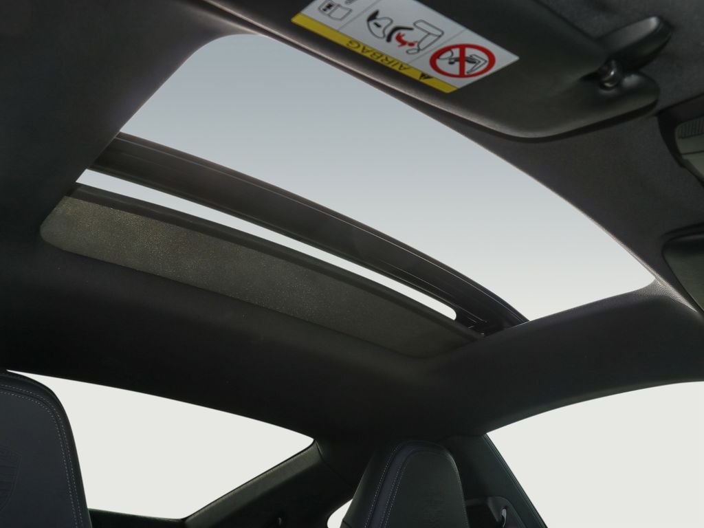 Porsche 992 2024