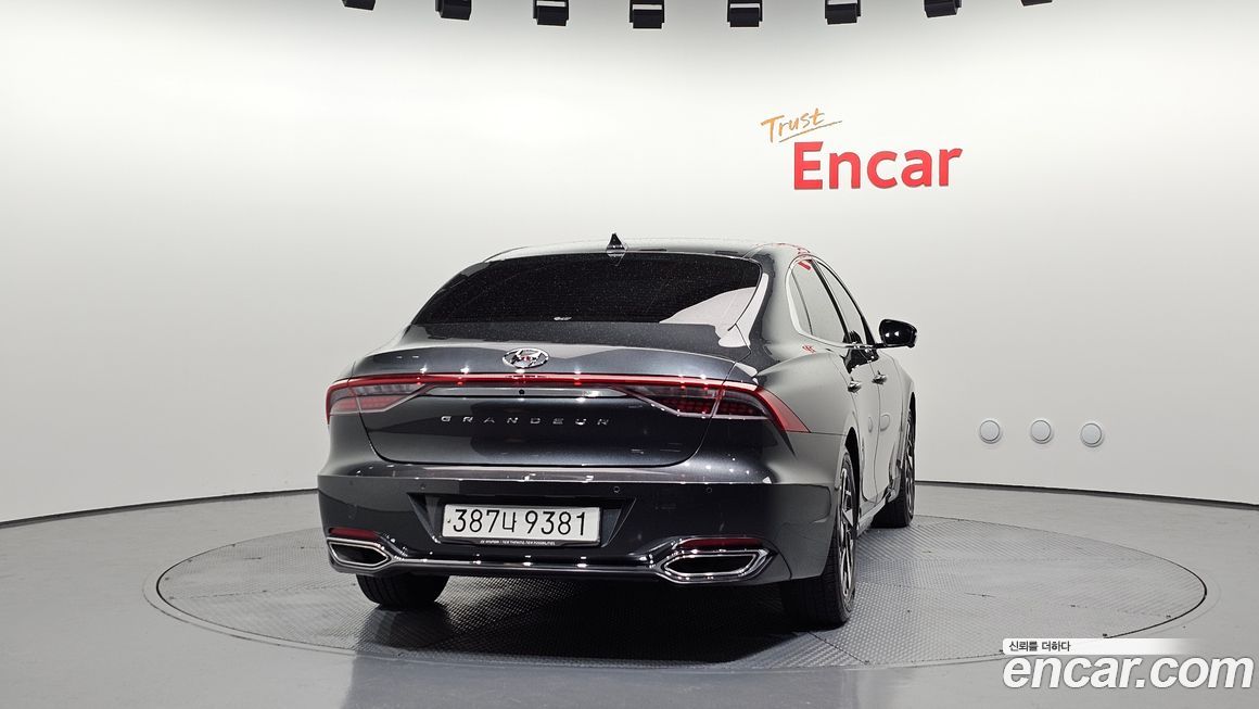 Hyundai Grandeur 2020