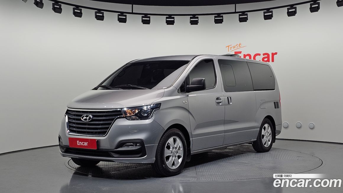 Hyundai Starex 2019