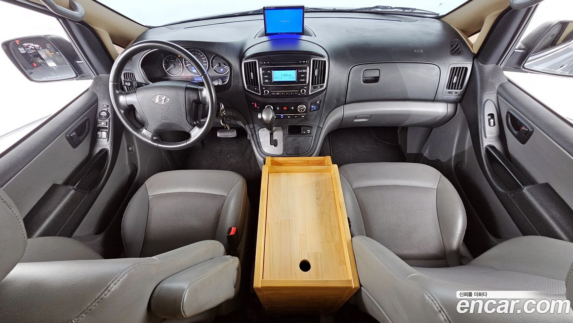 Hyundai Starex 2019