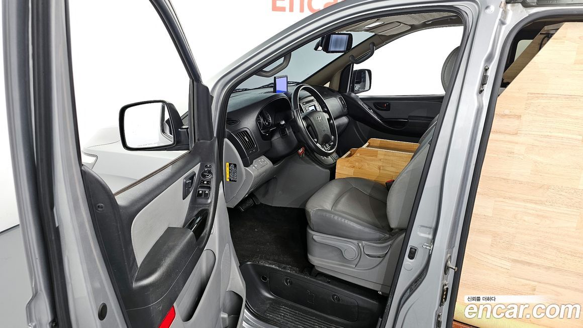 Hyundai Starex 2019