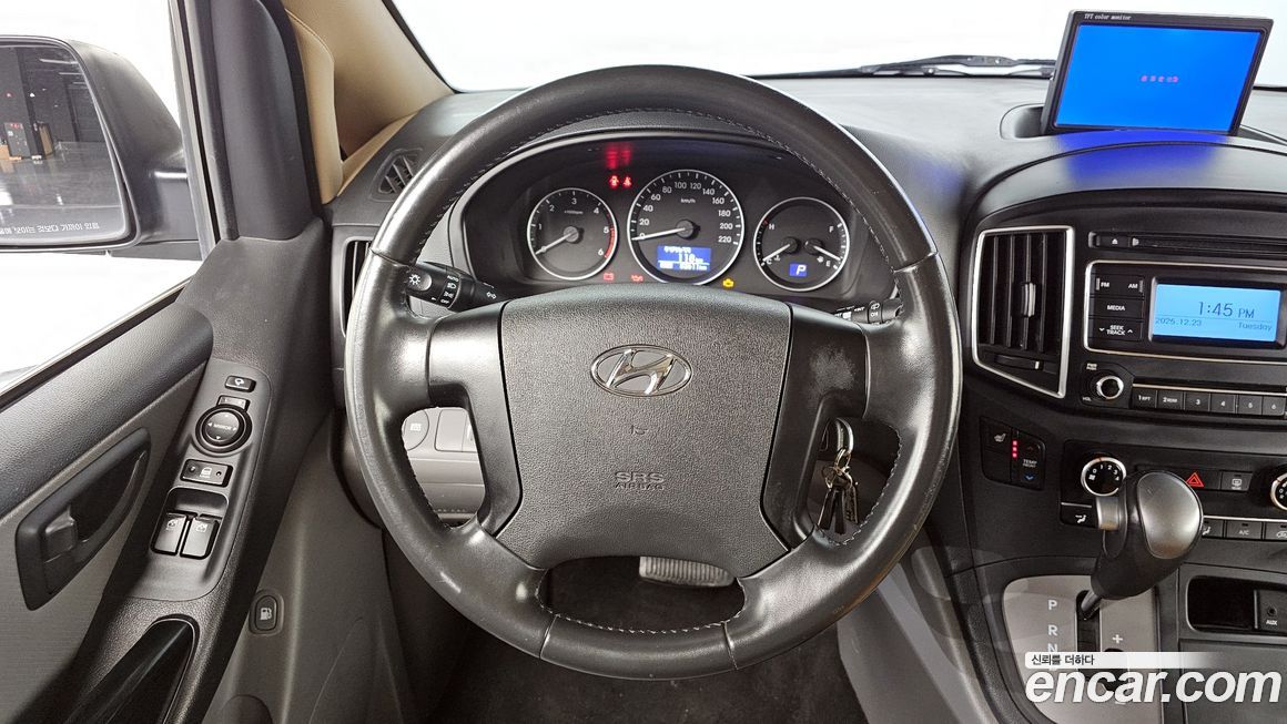 Hyundai Starex 2019