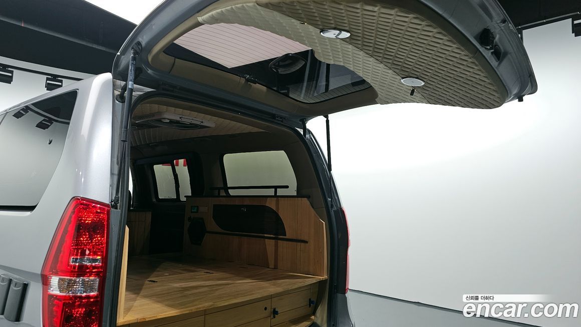 Hyundai Starex 2019