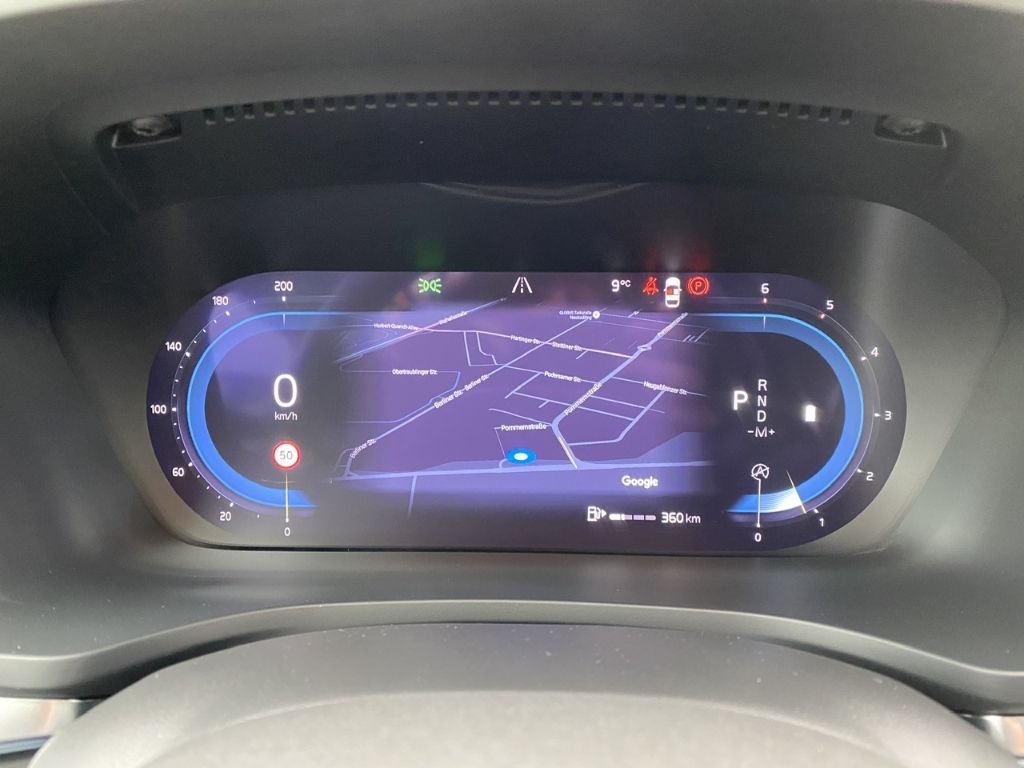 Volvo V60 Cross Country 2023