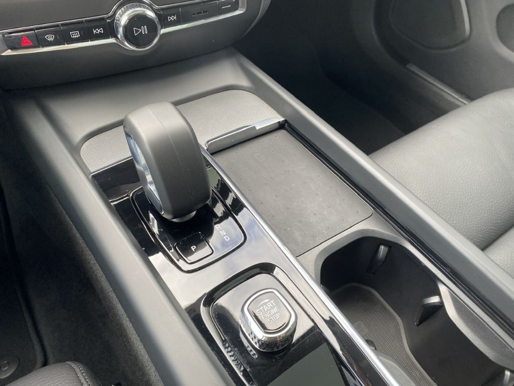 Volvo V60 Cross Country 2023