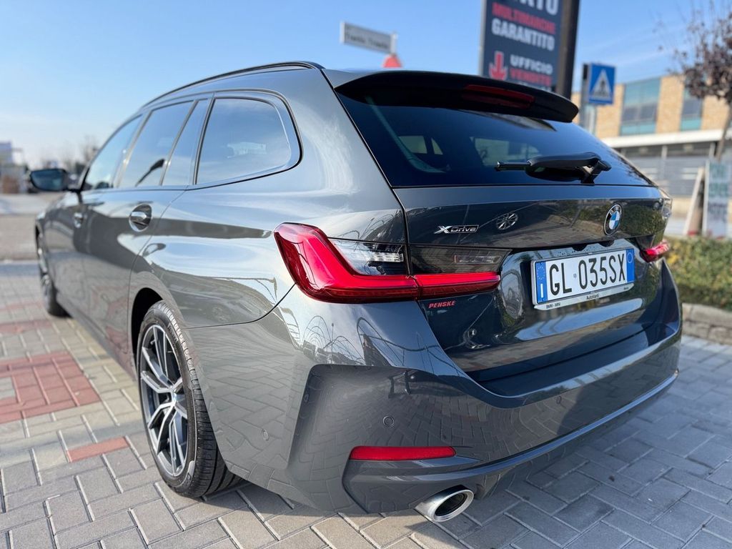 BMW 320 2022