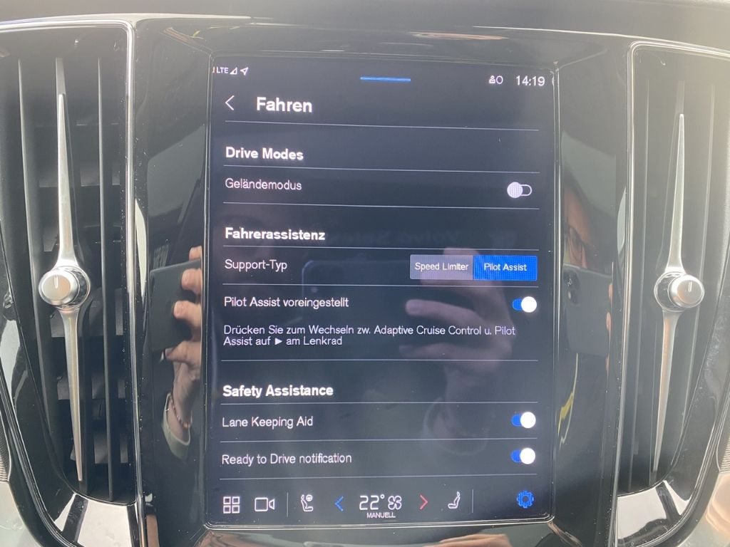 Volvo V60 Cross Country 2023